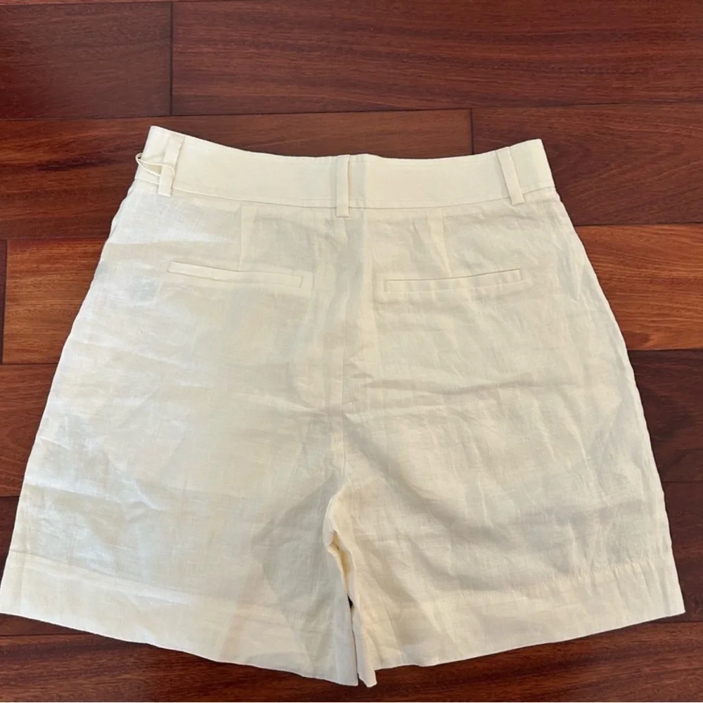 Cream Tailored High-Waist Women's Shorts